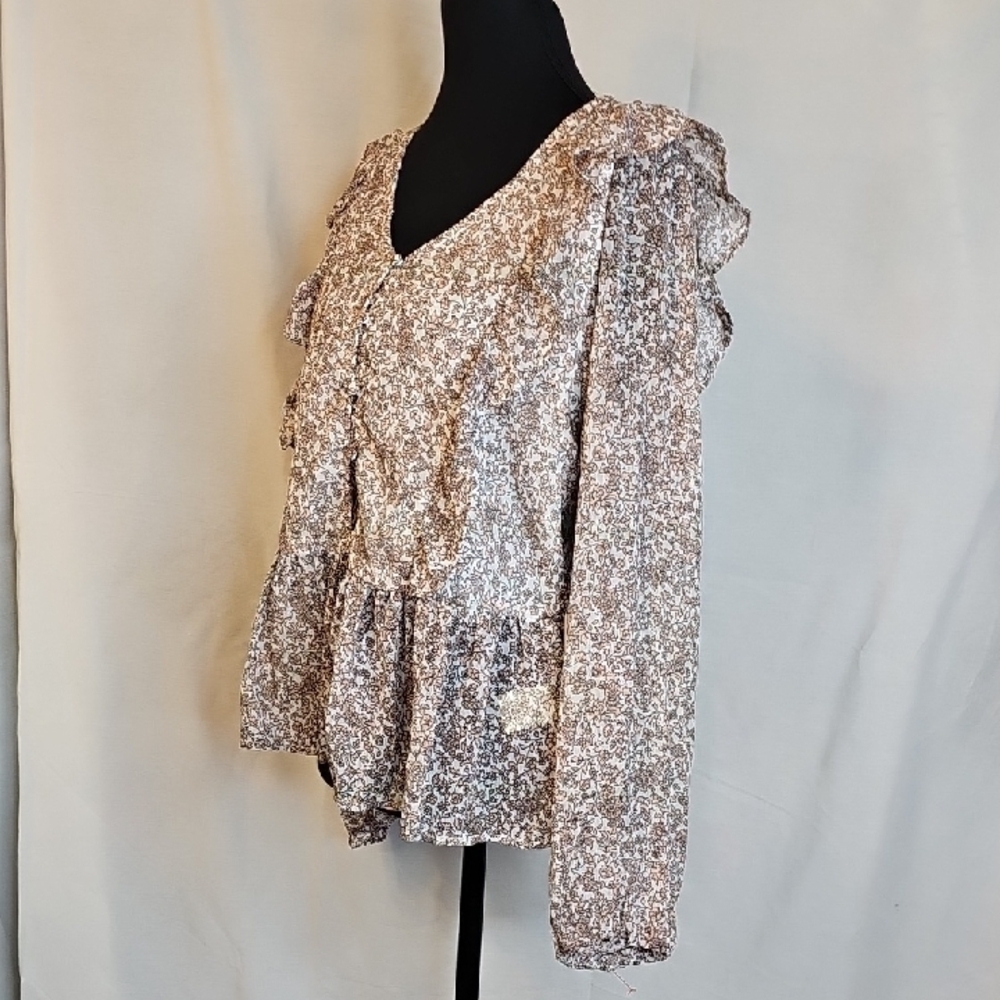 Floral Ruffle Women's Top - Picture 5 of 6